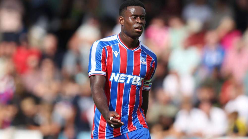 Marc Gúehi, en un partido con el Crystal Palace durante este curso. Marc Gúehi, en un partido con el Crystal Palace durante este curso.