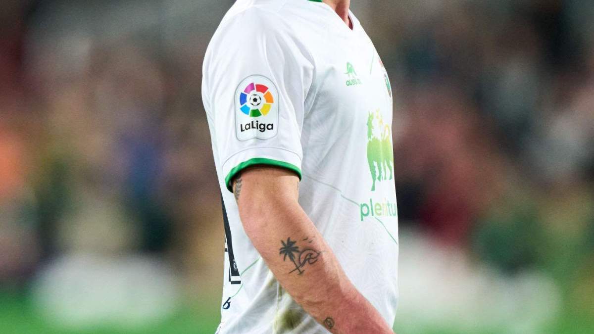 Yeray Cabanzón jugando un partido con el Racing de Santander.