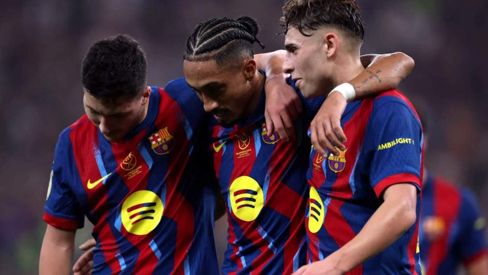 Fermín, junto a Roony Raphinha, celebrando un gol del Barça contra el Athletic.