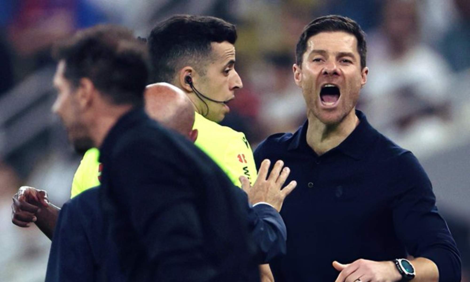 Xabi Alonso no dudó en defender a Vinicius ante las provocaciones de Simeone