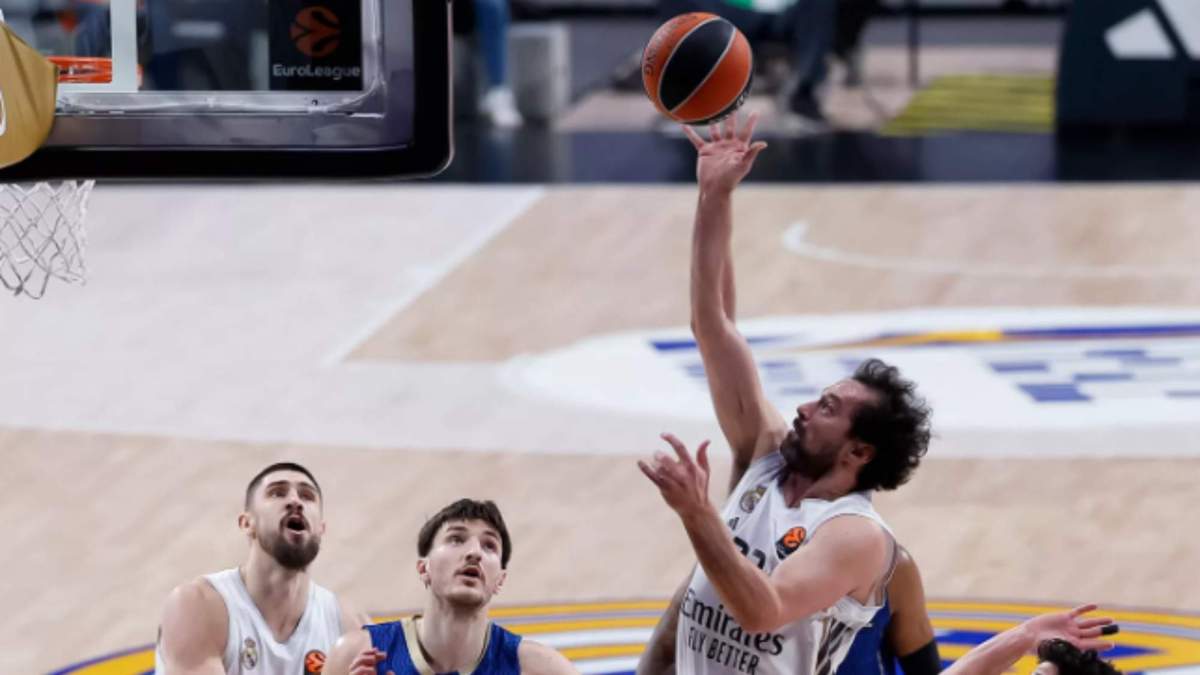 Llull penetrando a canasta Llull penetrando a canasta