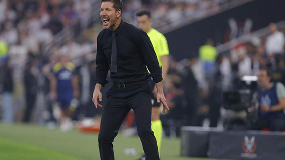 Cholo Simeone durante el Atlético - Real Madrid. 
