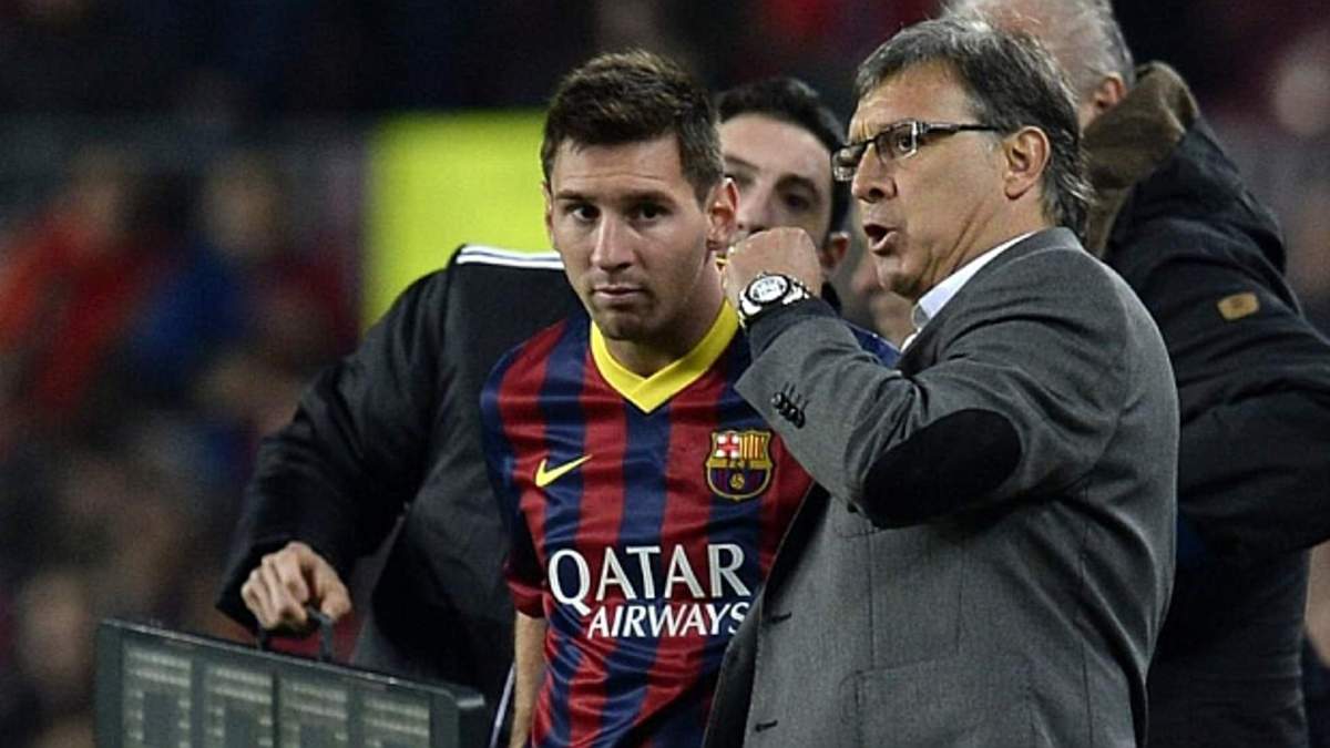 Tata Martino y Leo Messi en el Barcelona