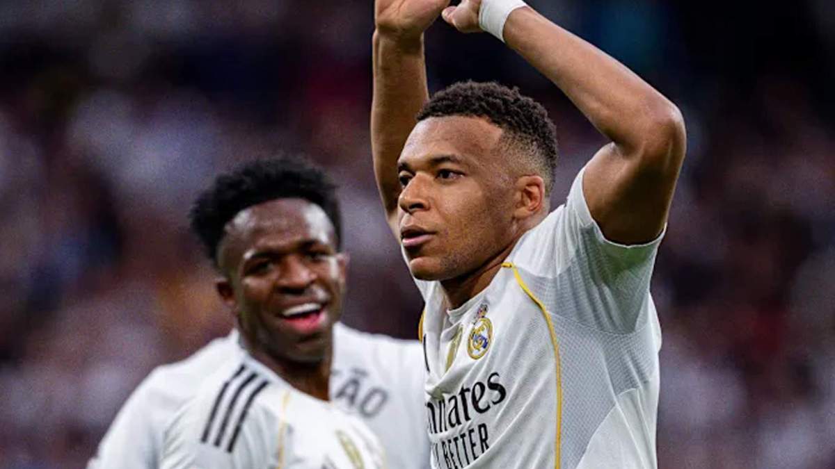 Kylian Mbappé celebrando un gol con el Real Madrid.