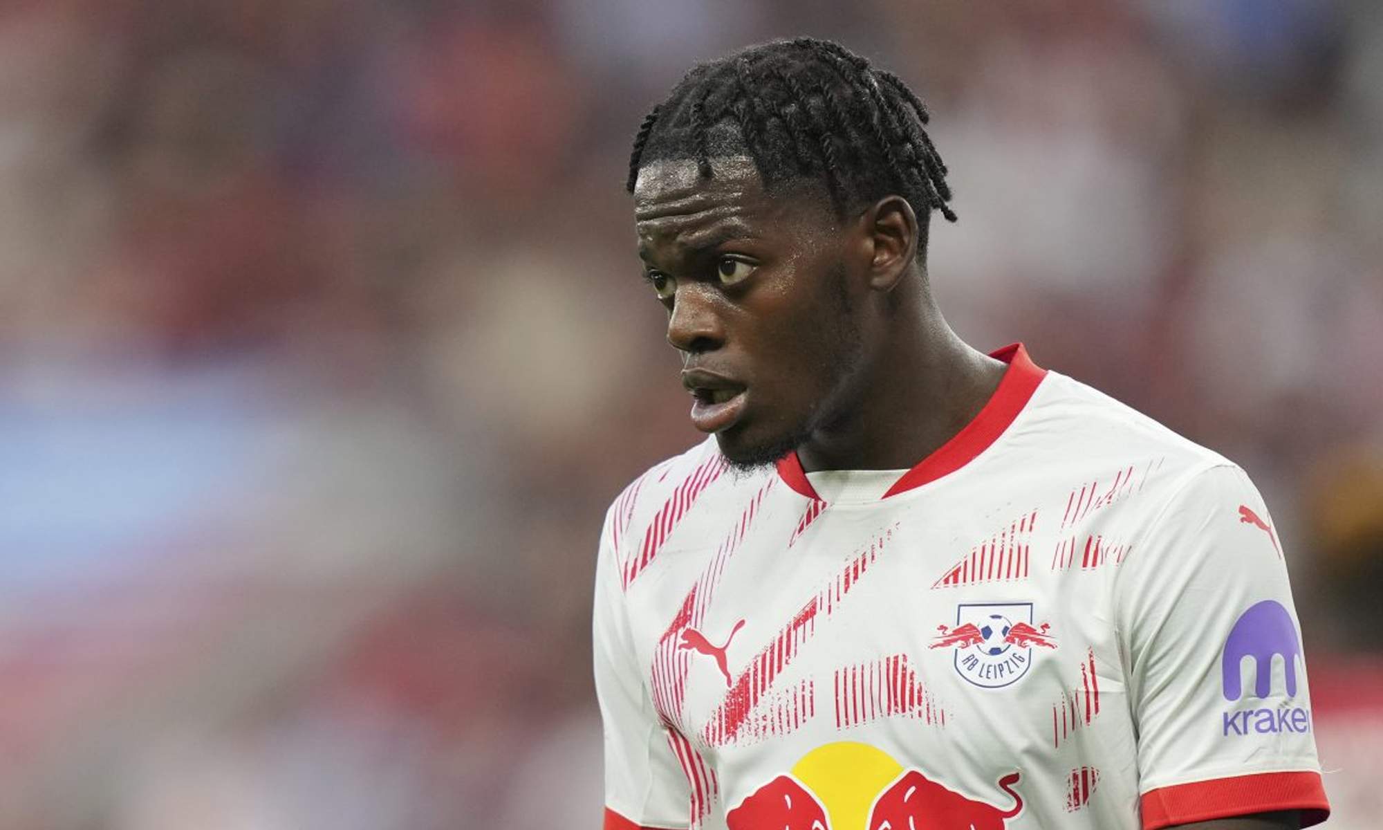 Lukeba jugando un partido con el Leipzig. 