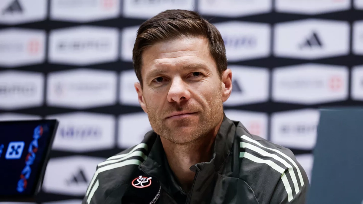 Xabi Alonso en rueda de prensa con el Real Madrid.