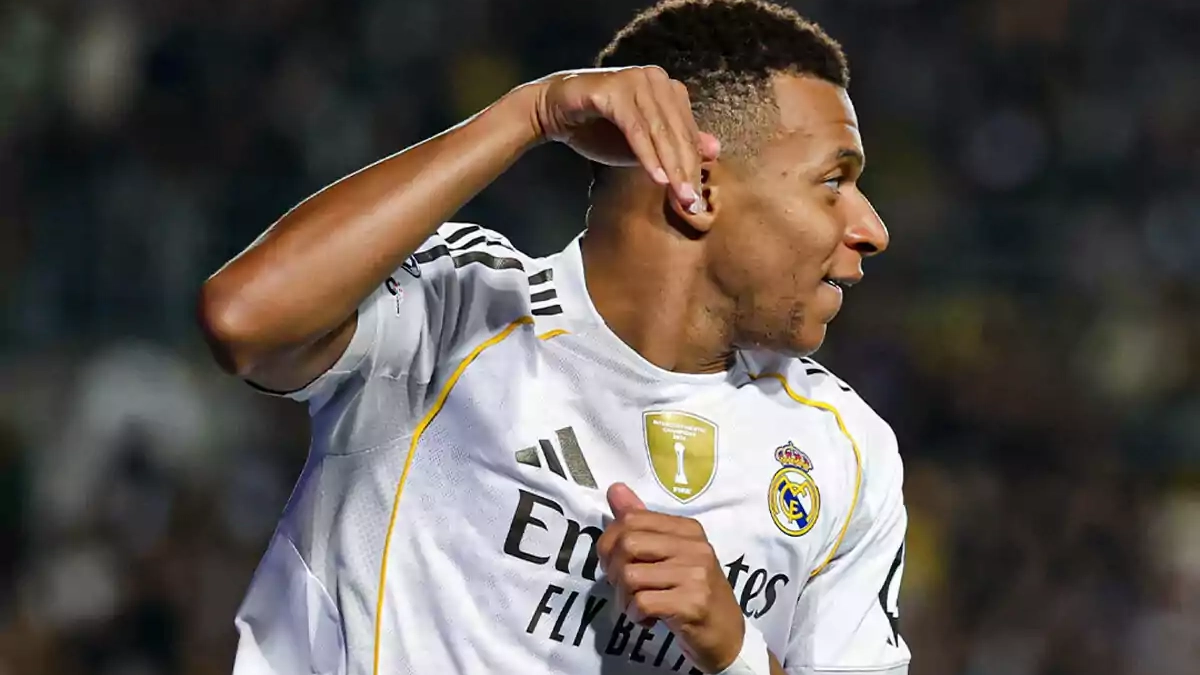 Mbappé celebrando uno gol en la presente temporada Mbappé celebrando uno gol en la presente temporada