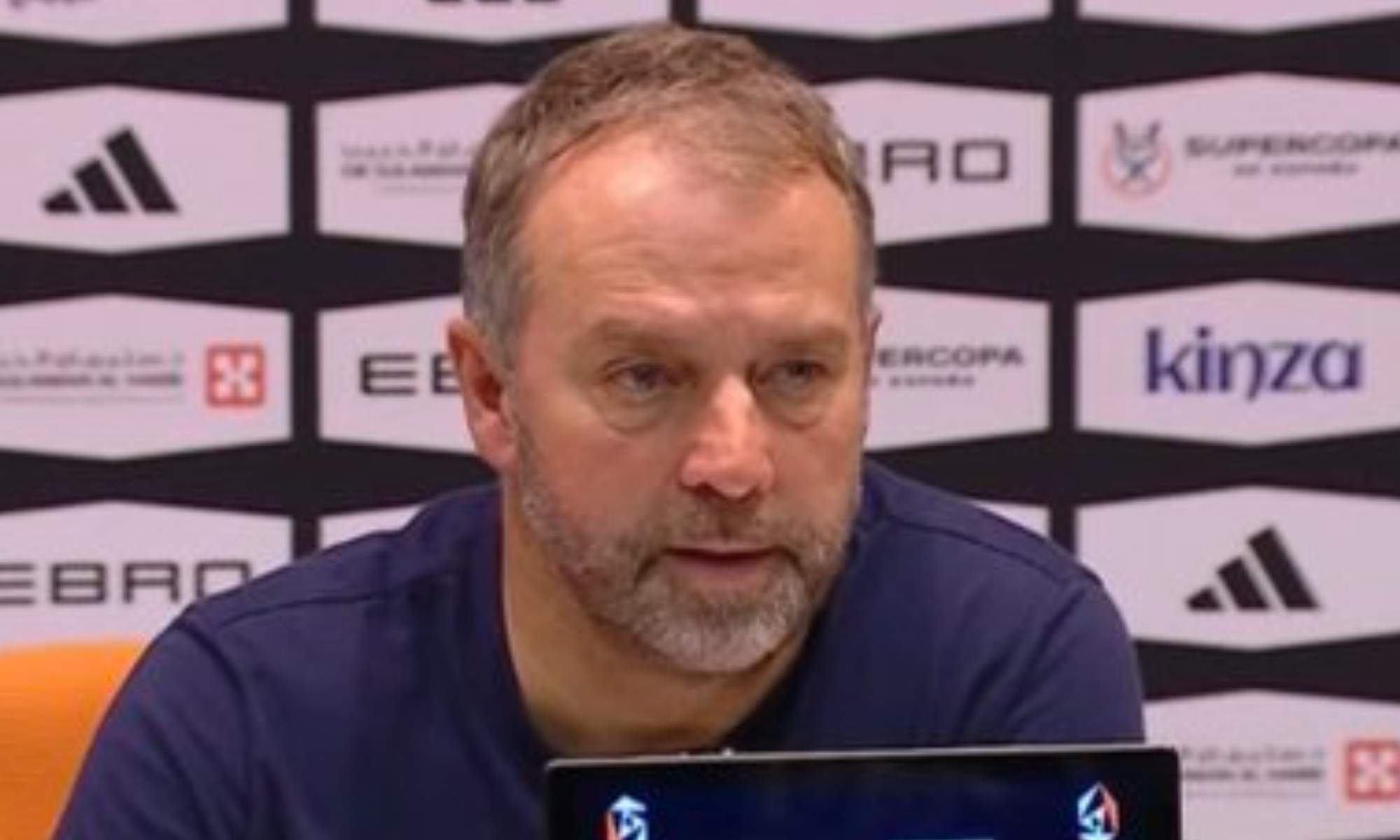 Hansi Flick analiza la victoria del FC Barcelona ante los medios