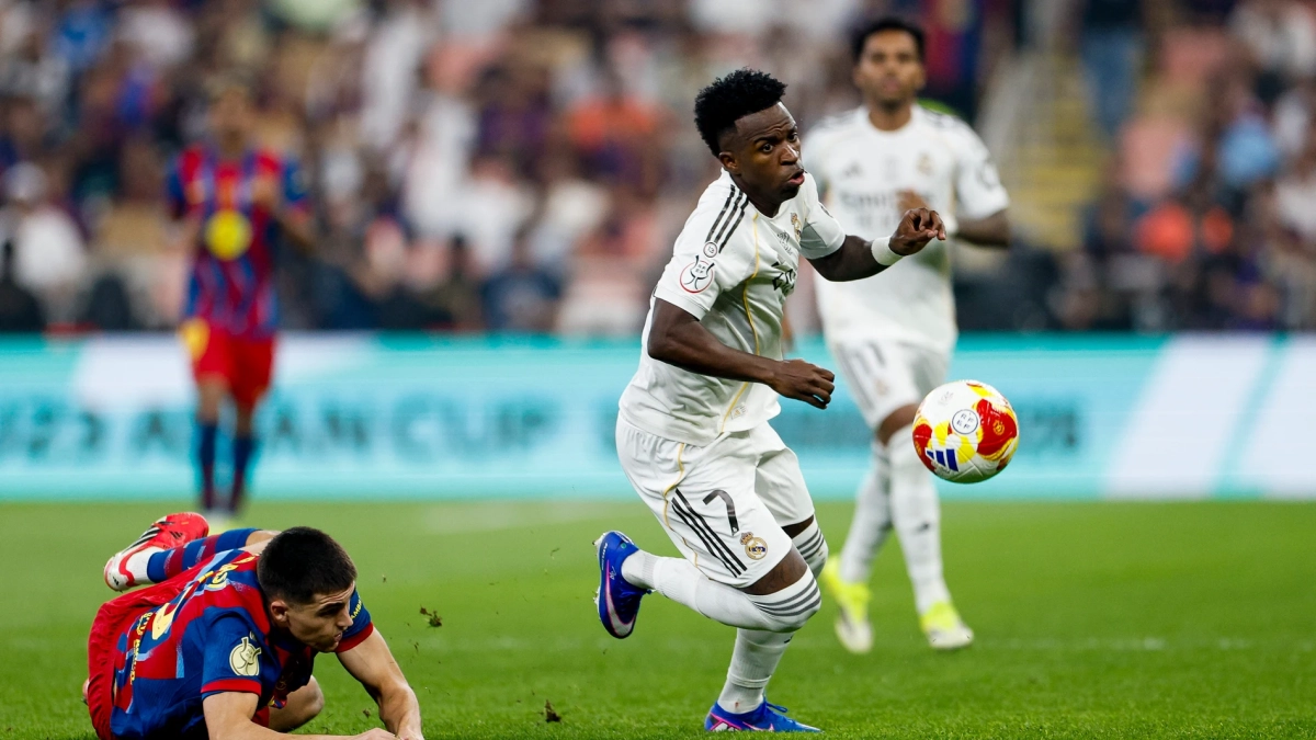 Vinicius durante la fina de la Supercopa