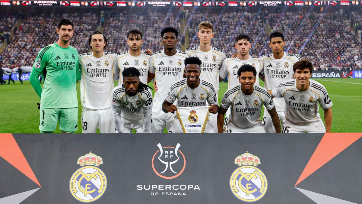 Once del Real Madrid en la final de la Supercopa de España.