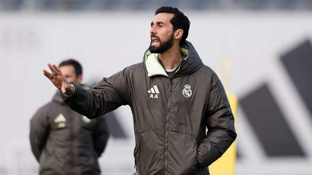Álvaro Arbeloa debuta como entrenador del primer equipo del Real Madrid.