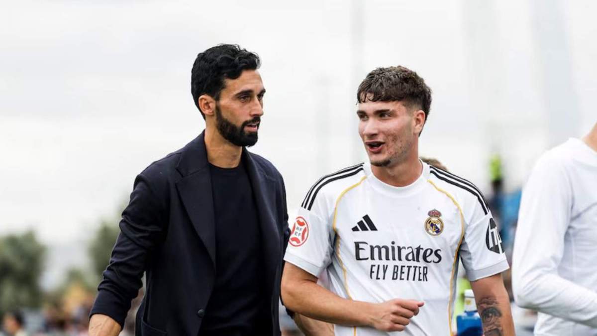 Álvaro Arbeloa y Cestero tras un partido del Castilla
