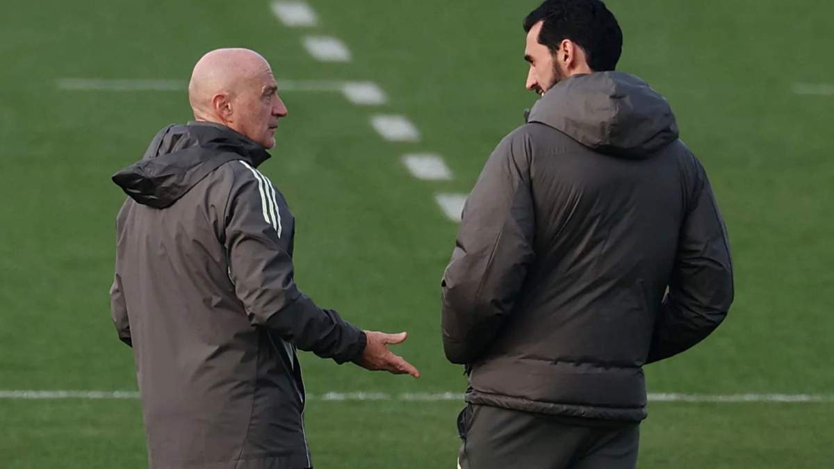 Álvaro Arbeloa y Antonio Pintus en un entrenamiento del Real Madrid.
