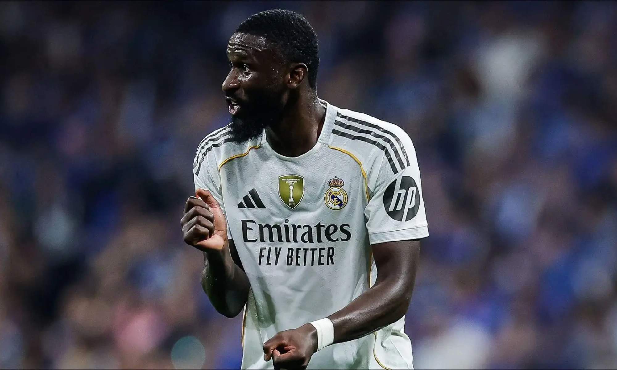 Antonio Rüdiger termina contrato en junio y es probable que no siga en el Real Madrid, motivo por el cual podrían tener ya un sustituto para la defensa.
