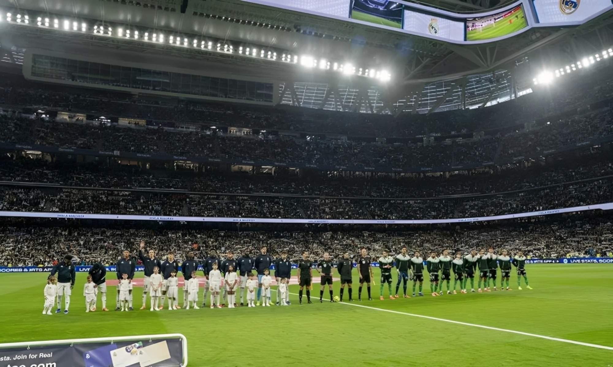Jugadores en el Santiago Bernabéu