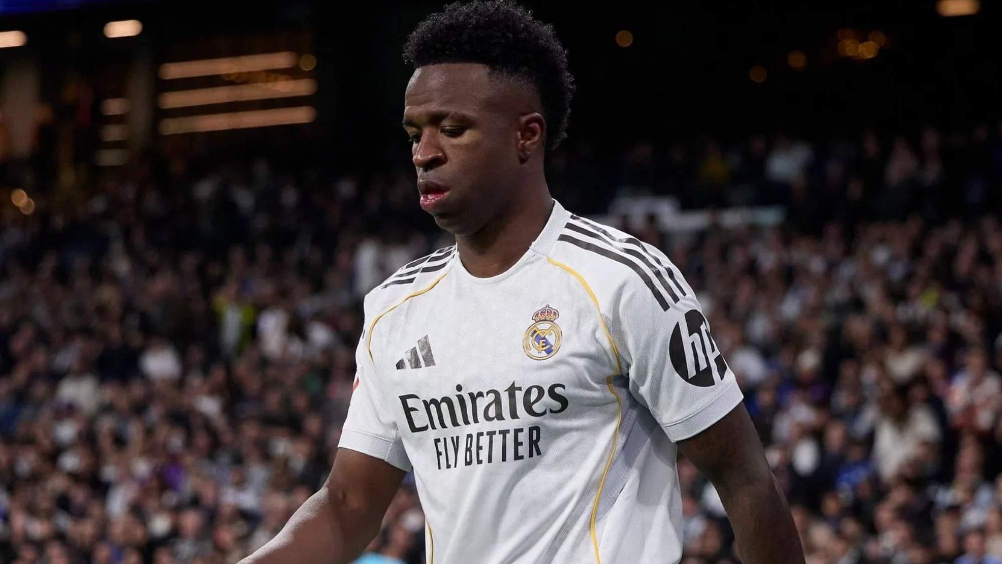 Roberto Morales, sobre la salida de Vinicius del Real Madrid tras 90 minutos de pitos: "Seguro que la decisión está tomada"