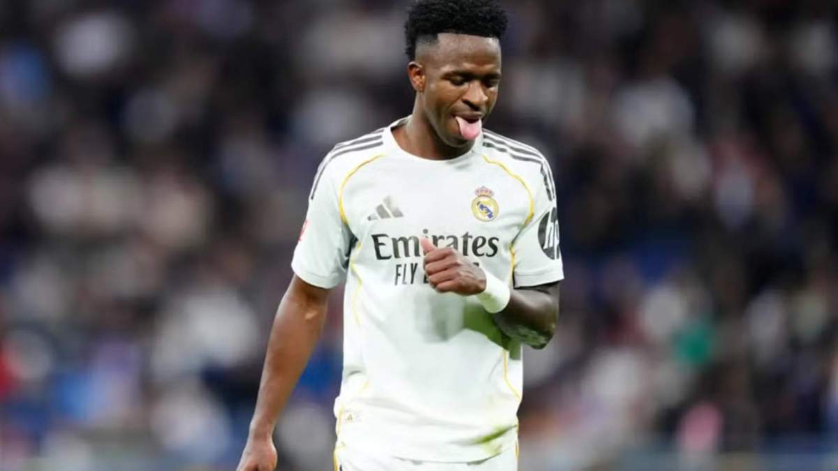 Vinicius durante el partido ante el Levante