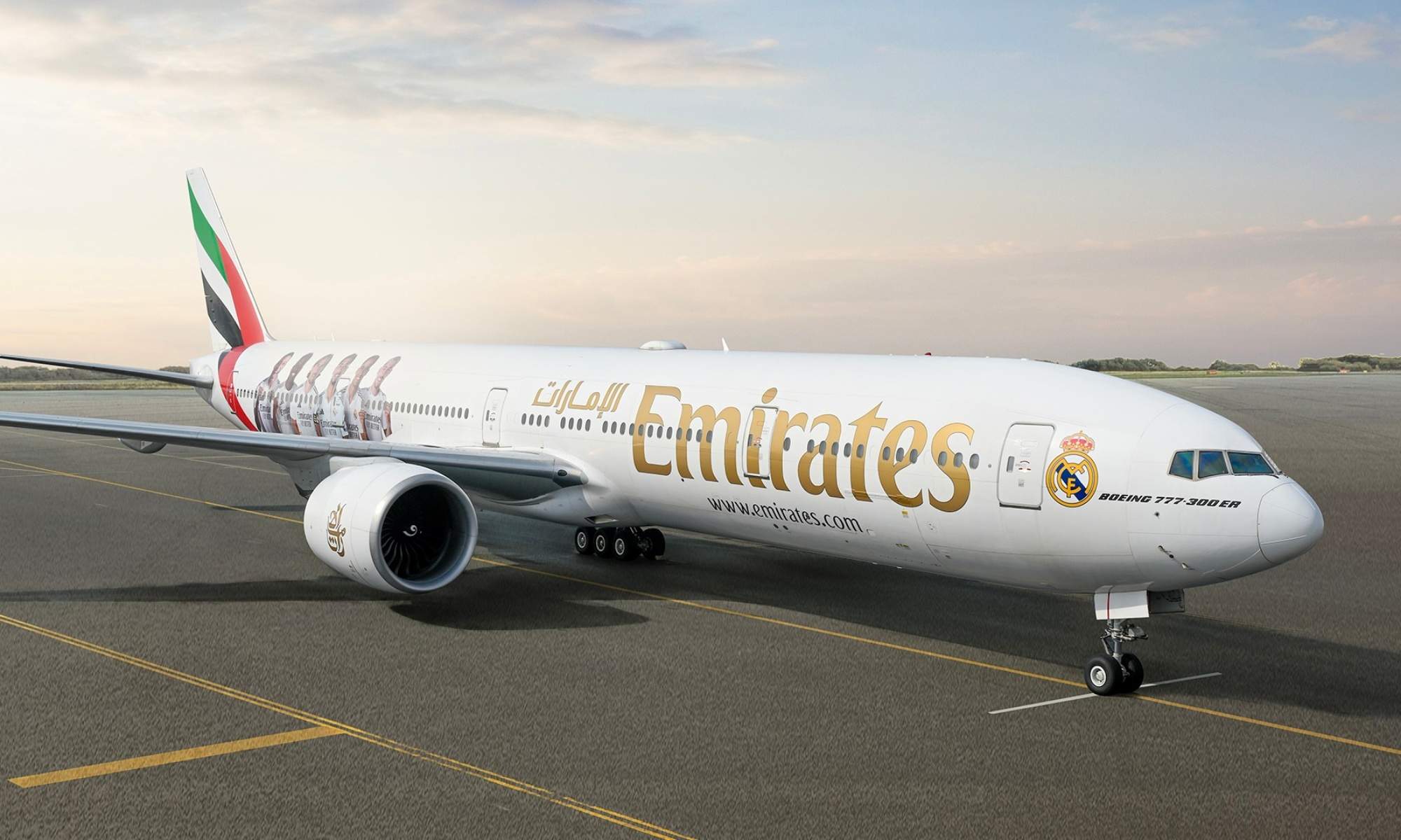 El Real Madrid viaja en un avión de 400 millones: caben 853 personas y tiene una ducha por jugador, bar y camas