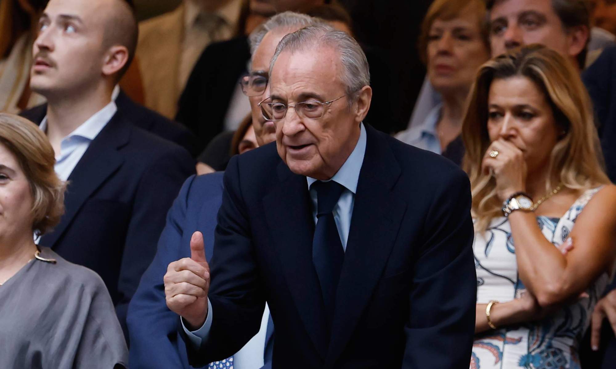 Florentino Pérez quiere a un jugador parecido a Pablo Barrios en el Real Madrid