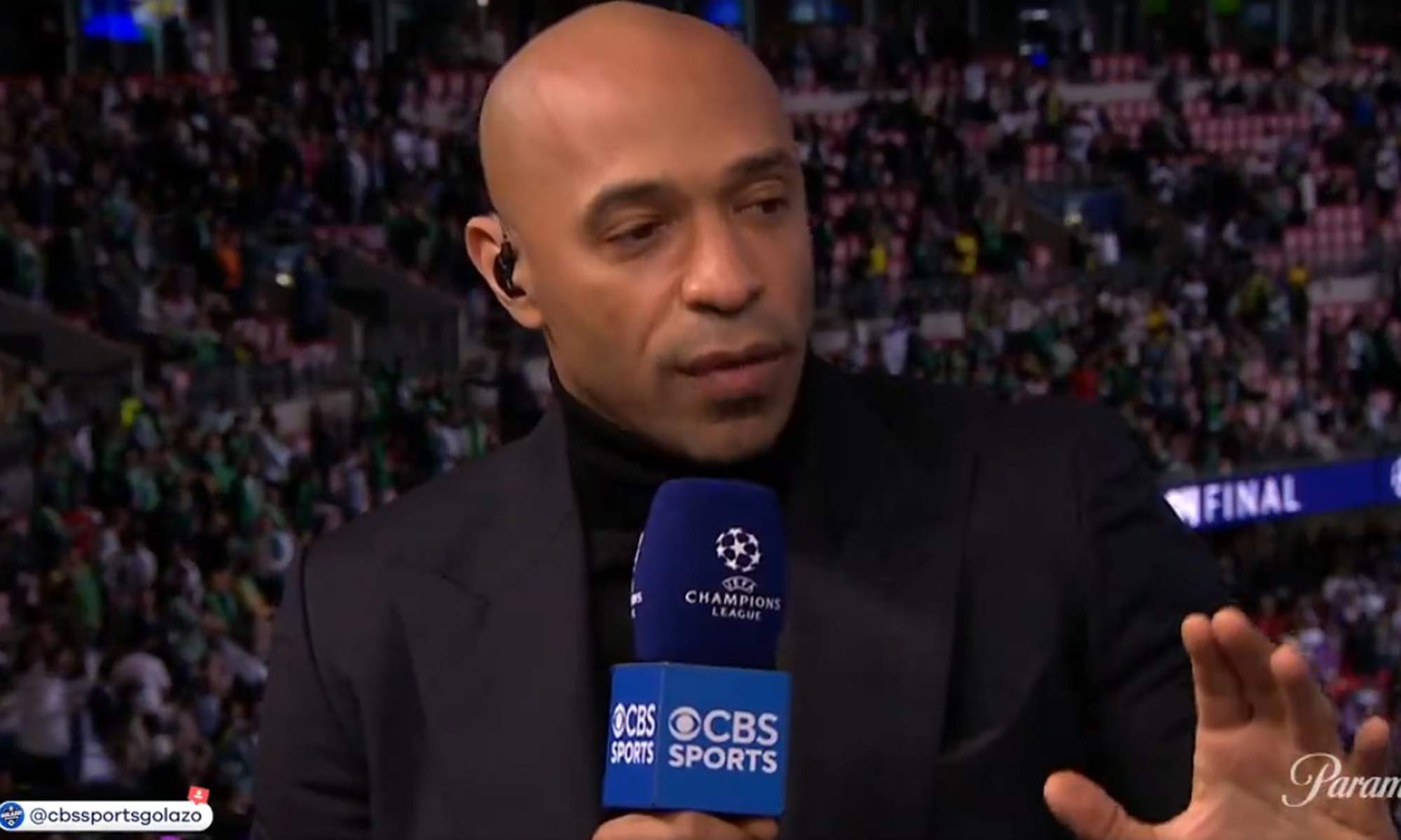 Thierry Henry dando su opinión en CBS Sports.