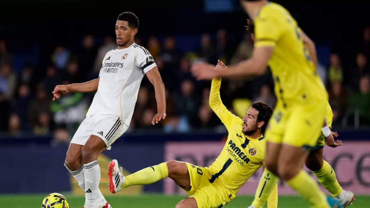 Bellingham en un lance del juego durante el partido contra el Villarreal Bellingham en un lance del juego durante el partido contra el Villarreal