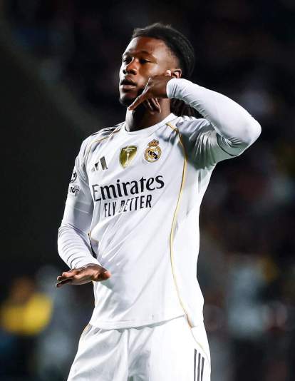 Eduardo Camavinga jugando un partido con el Real Madrid.