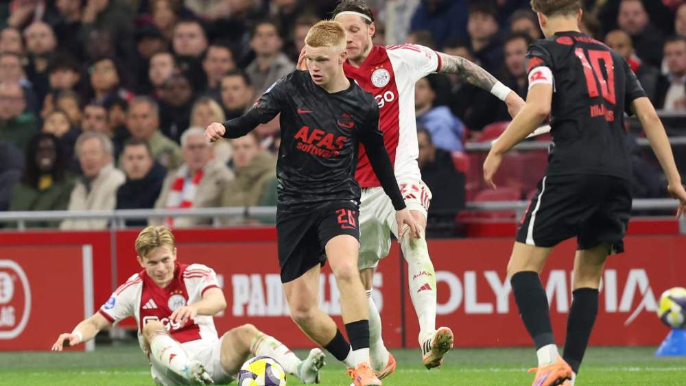 Kees Smit, durante un partido de esta temporada con el AZ Alkmaar.