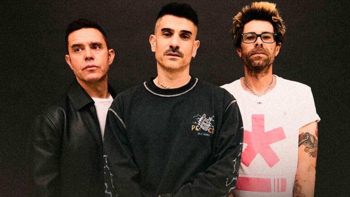 Álvaro Benito junto a su banda Álvaro Benito junto a su banda