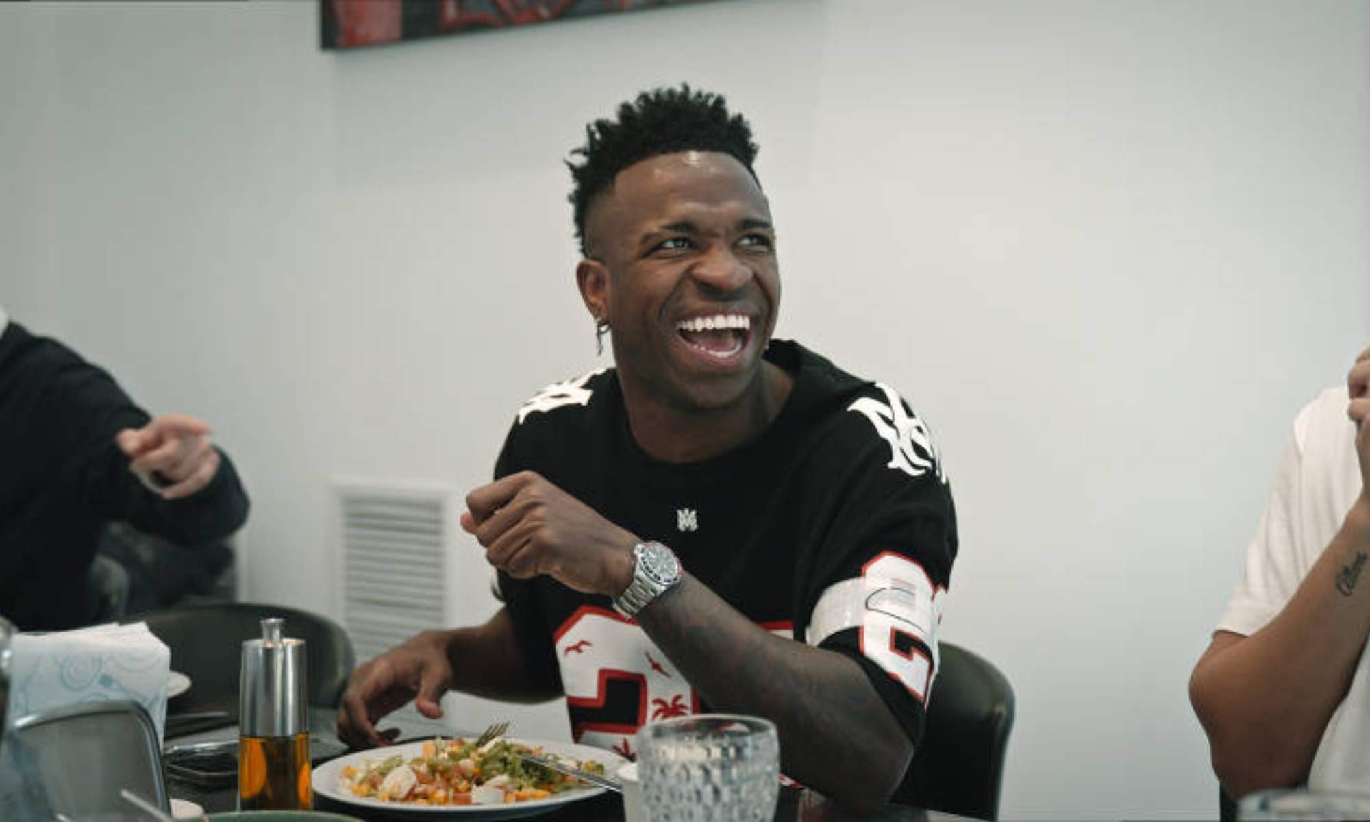 Vinicius Junior, en una imagen de archivo comiendo.