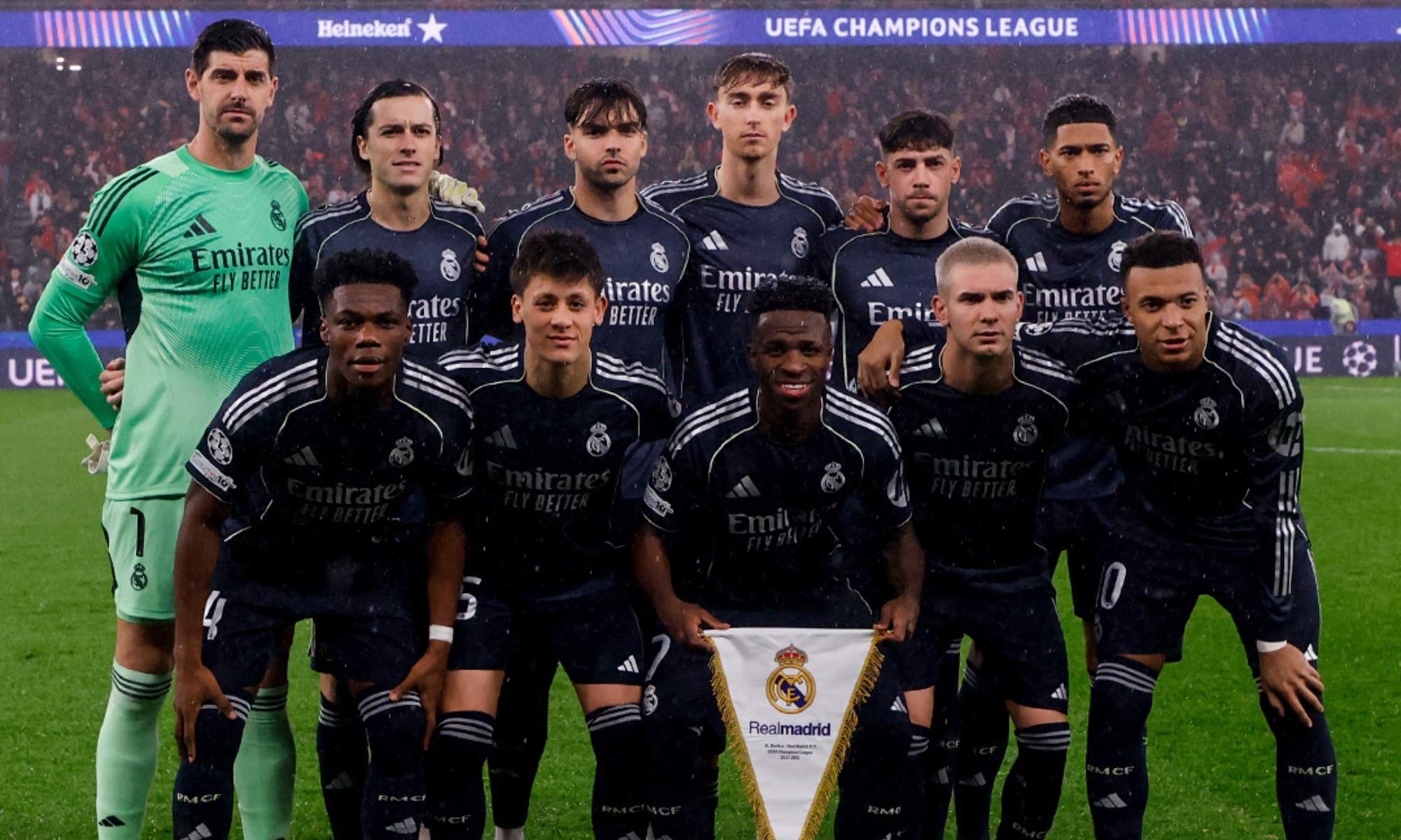 Alineación titular del Real Madrid ante el Benfica.
