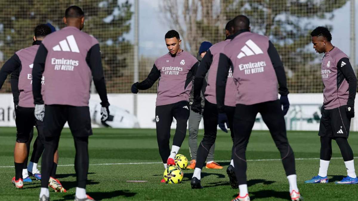 El Real Madrid prepara el partido contra el Rayo: Arbeloa recupera efectivos