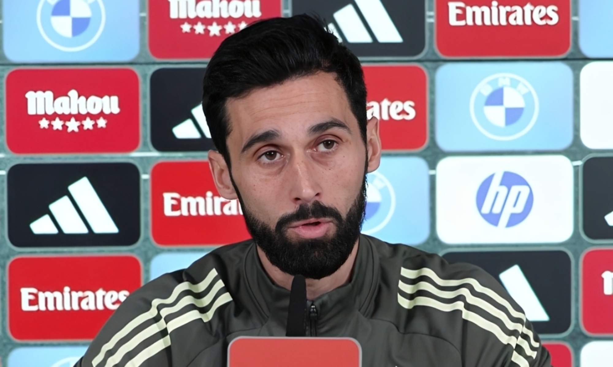 Álvaro Arbeloa defiende a Vinicius tras las críticas Álvaro Arbeloa defiende a Vinicius tras las críticas