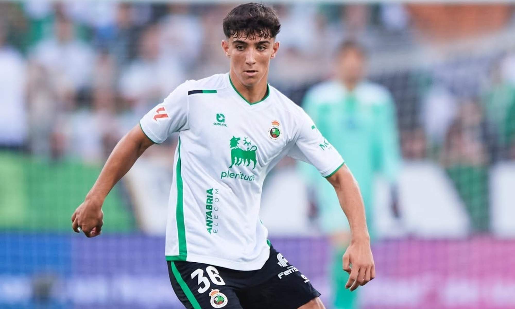 Confirmado, el Real Madrid lanza una oferta por Sergio Martínez (19 años) para adelantarse al Barcelona