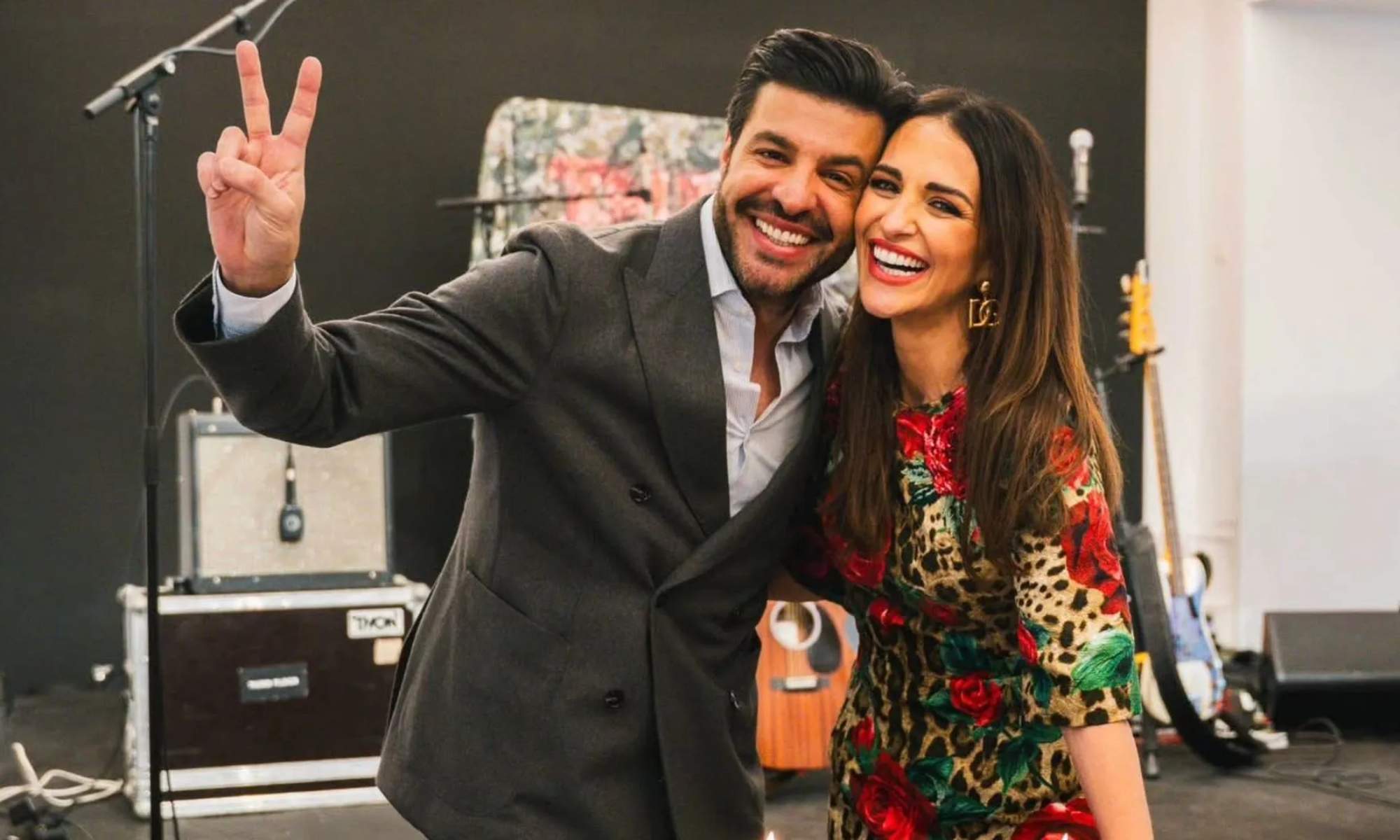 Miguel Torres, junto a su pareja, Paula Echevarría, en una imagen compartida recientemente por ambos en redes sociales.