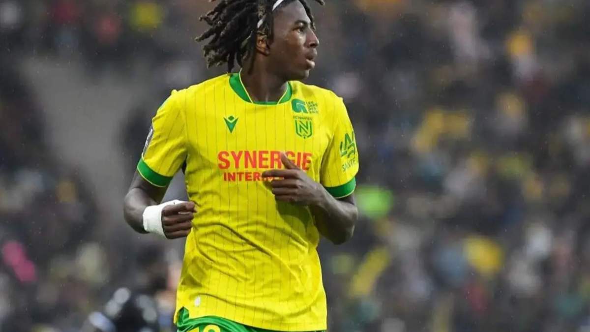 Tylet Tati durante un partido con el Nantes Tylet Tati durante un partido con el Nantes