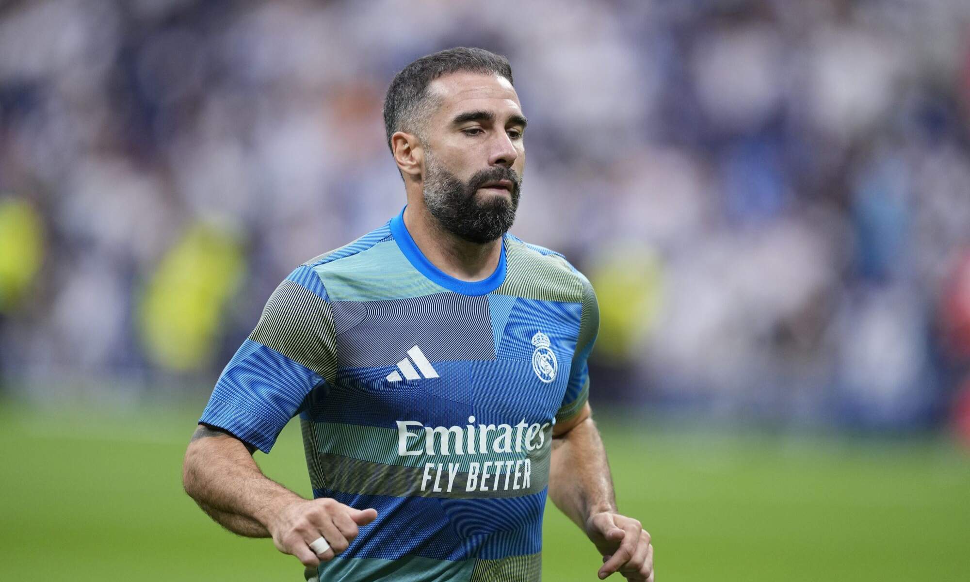 Dani Carvajal, durante un calentamiento previo a un partido del Real Madrid.