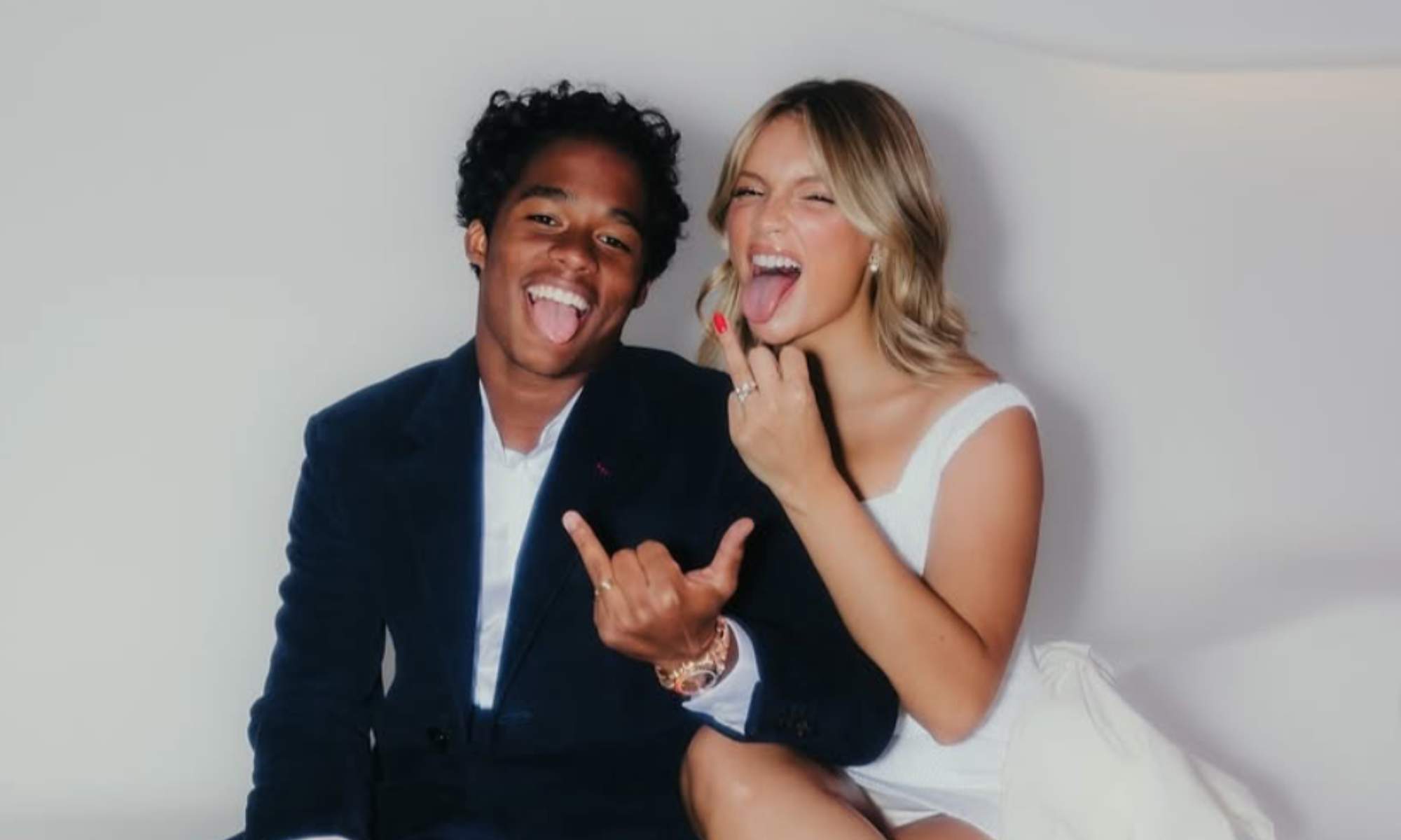 Endrick Felipe y su esposa, Gabriely Miranda.