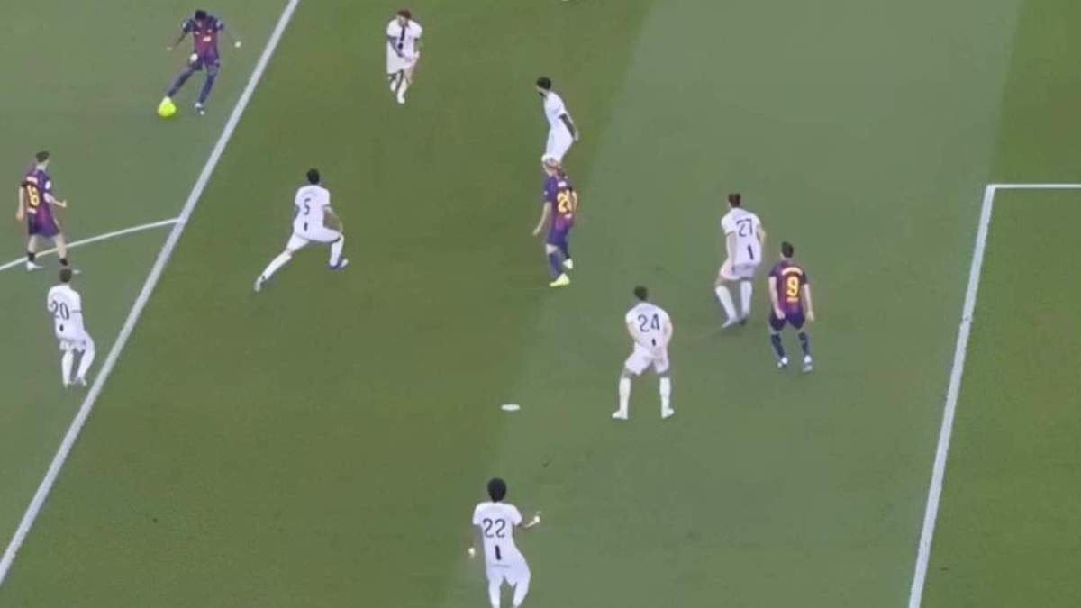 Lewandowski en claro fuera de fuego