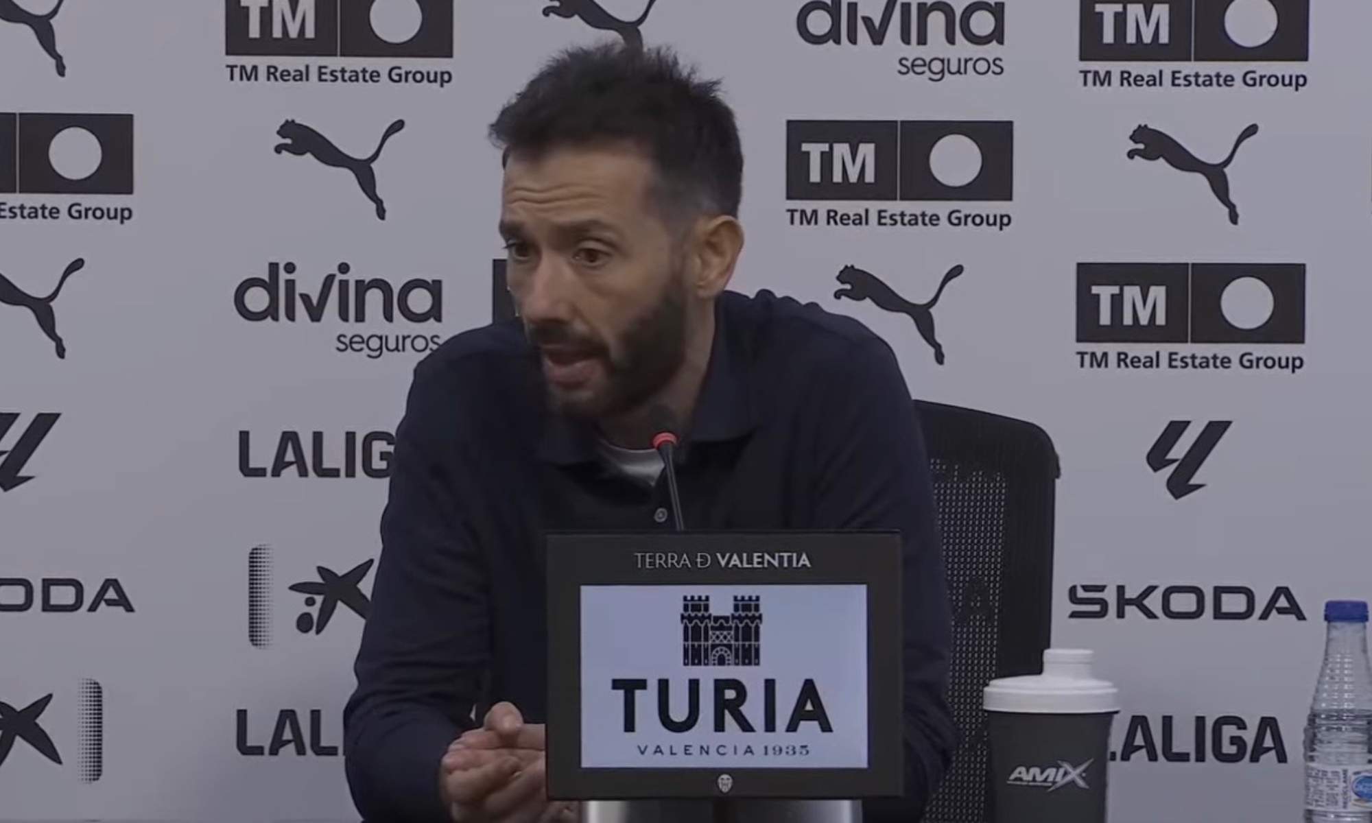 Carlos Corberán, durante la rueda de prensa tras el partido entre el Valencia y el Real Madrid.