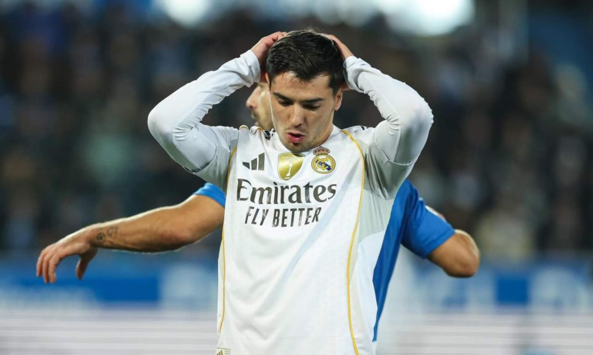 Brahim Díaz, lamentándose por una ocasión fallida en un partido del Real Madrid durante esta temporada.