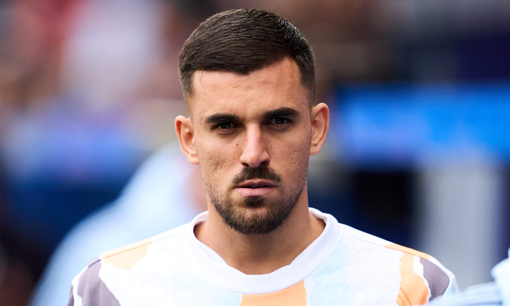 Dani Ceballos durante un calentamiento del Real Madrid.