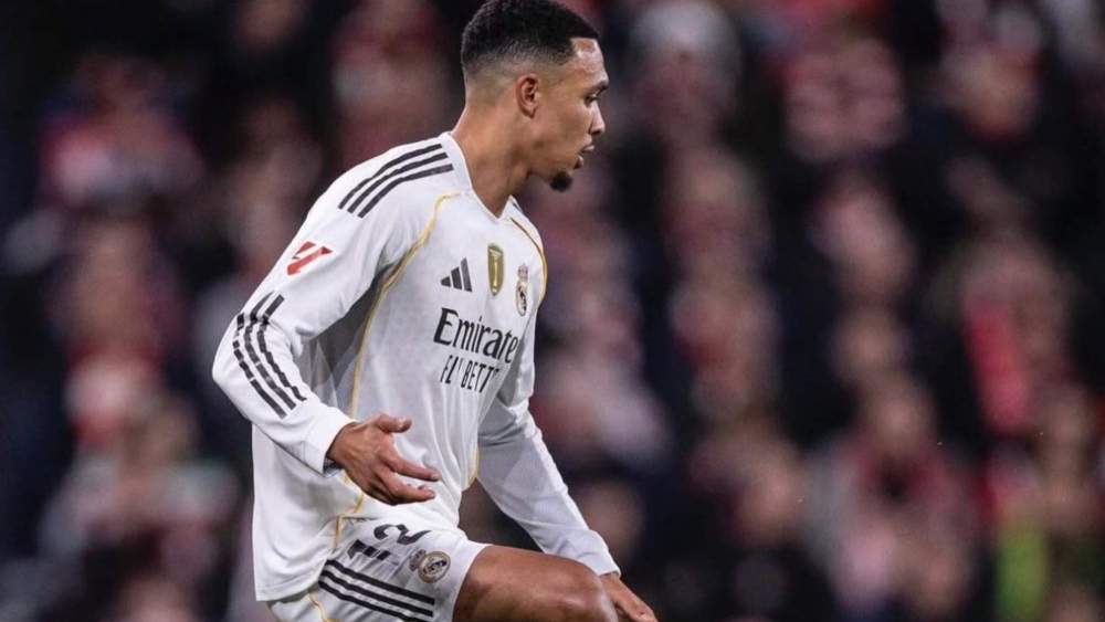 Trent Alexander-Arnold ha vuelto en el mejor momento para ayudar al Real Madrid a ser más vertical. Trent Alexander-Arnold ha vuelto en el mejor momento para ayudar al Real Madrid a ser más vertical.