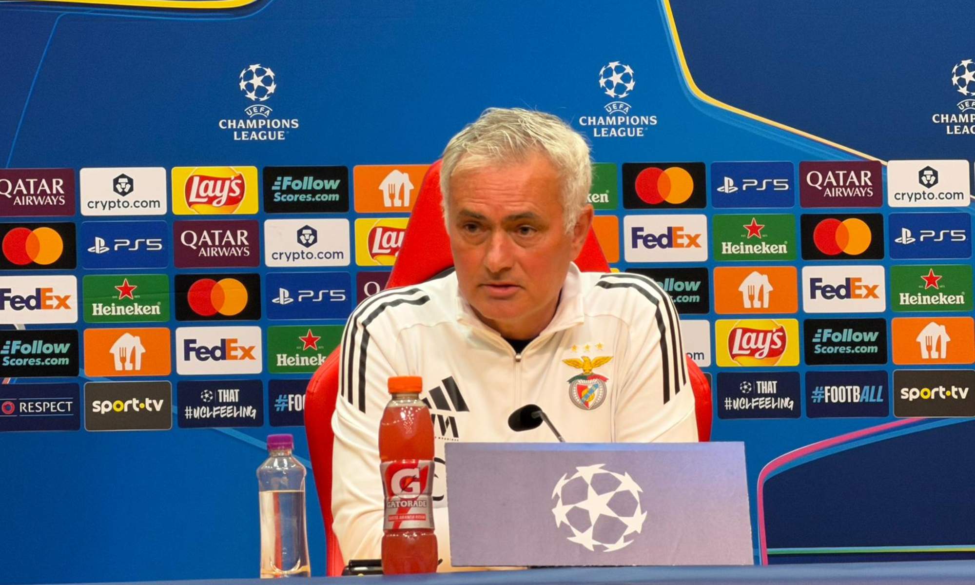 José Mourinho desvela que tiene una cláusula de salida con el Benfica