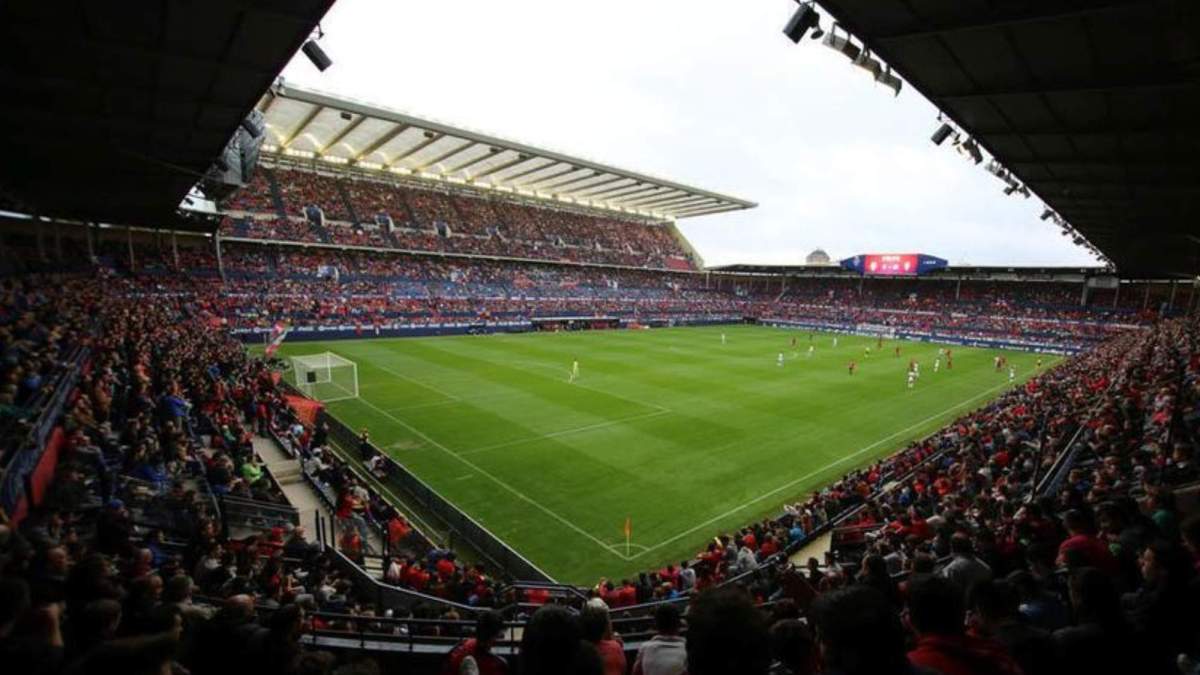 El Sadar durante el Osasuna - Real Madrid