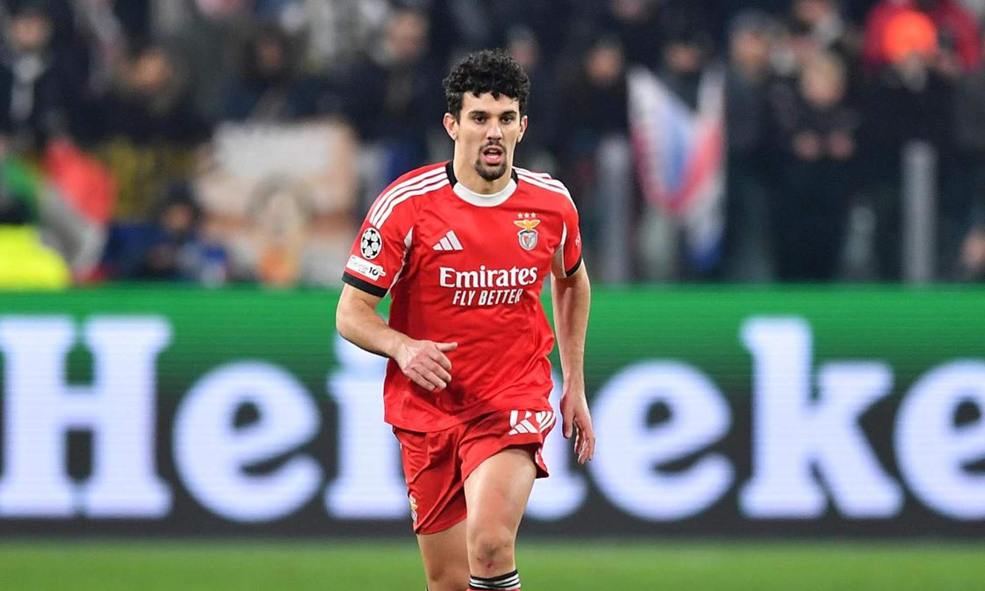 Tomás Araújo jugando contra el Real Madrid.