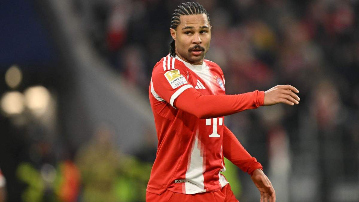 Serge Gnabry jugando un partido con el Bayern Múnich.