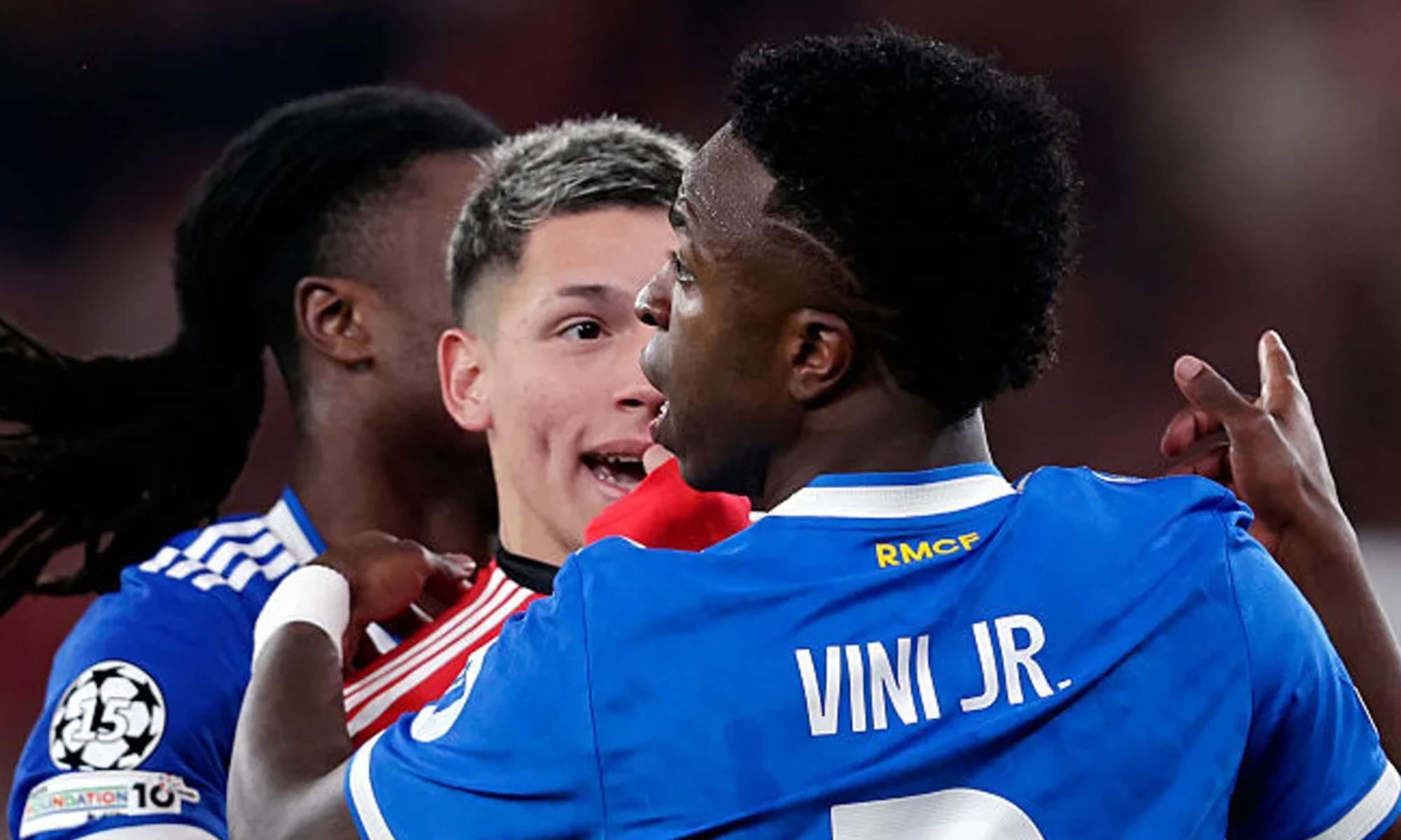 Prestianni insultando a Vinícius durante el Benfica - Real Madrid.