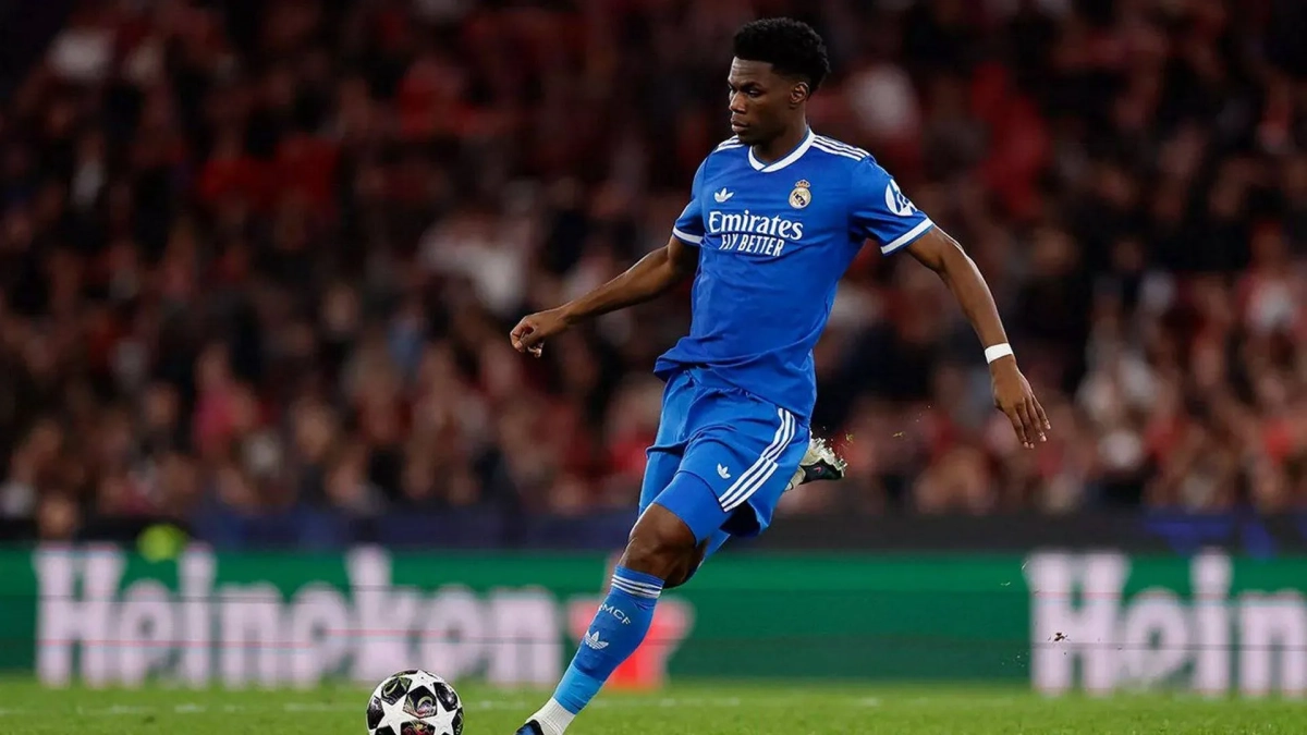 Tchouaméni durante el Benfica Real Madrid Tchouaméni durante el Benfica Real Madrid