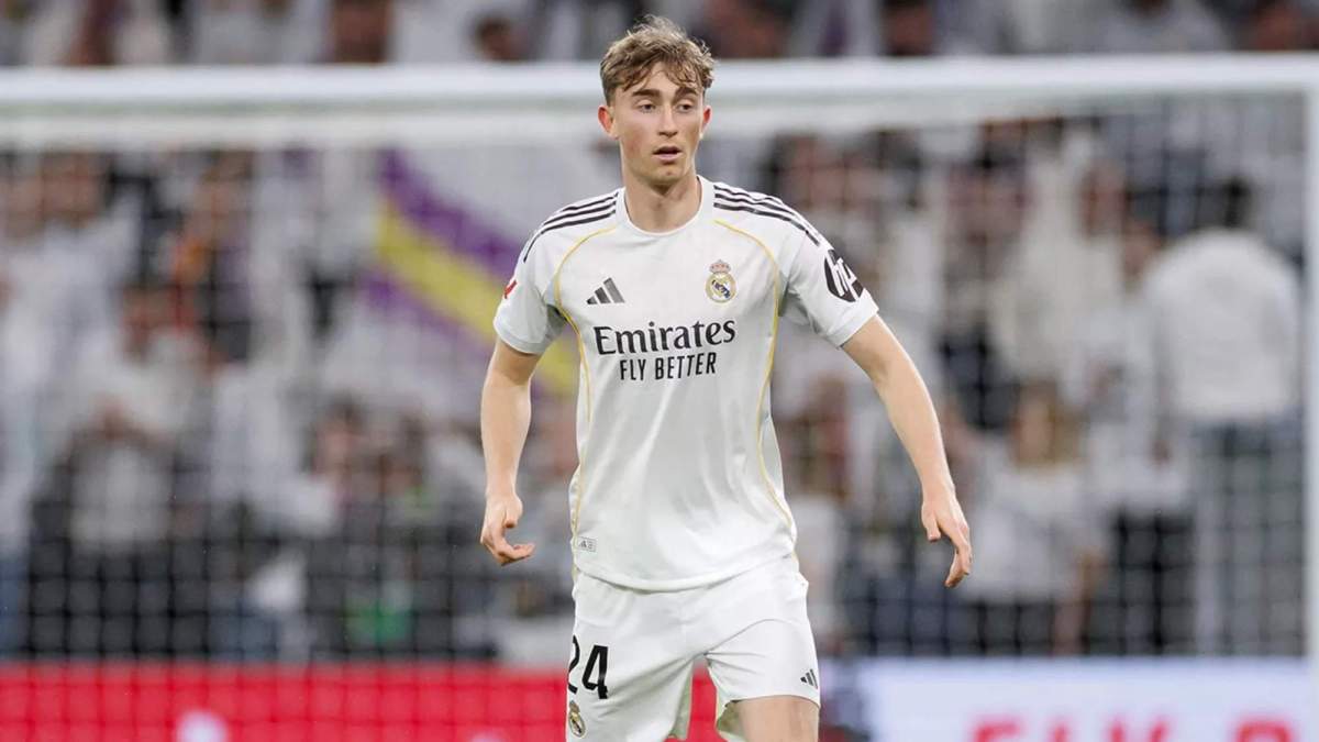 Dean Huijsen, en un partido del Real Madrid durante esta temporada.