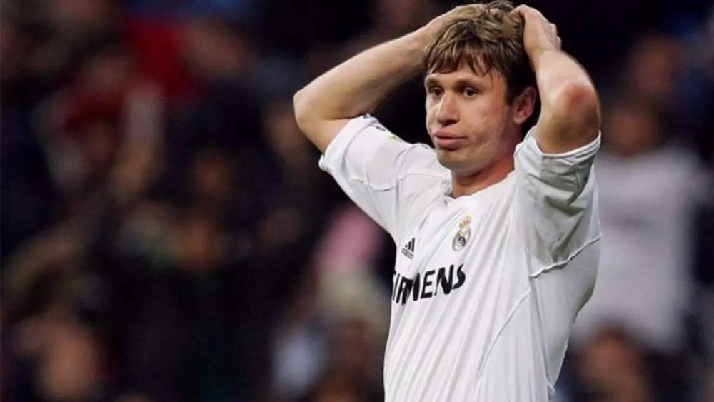 Antonio Cassano, en un partido con el Real Madrid, con el que no cuajó.